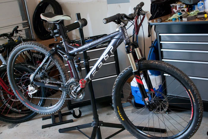 New Suspension Fork Installed On Felt Virtue 4 New Suspension Fork Installed On Felt Virtue 4
