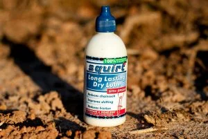 Squirt Long Lasting Dry Lube for Bike Chains Squirt Long Lasting Dry Lube for Bike Chains