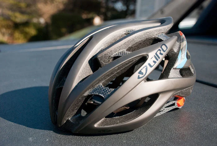 Giro Atmos Front View