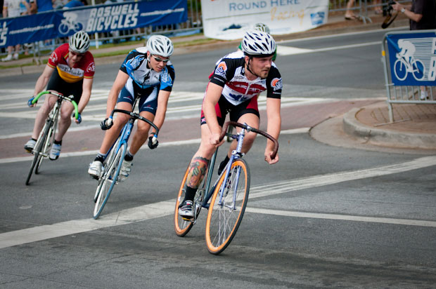 Racing Fixies At The Roswell Crit Bike198