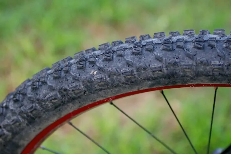 Maxxis Ardent 2.4x26 Tread Pattern Maxxis Ardent 2.4x26 Tread Pattern