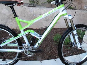 Video 2011 Cannondale Jekyll Adjustable 150mm Trail Bike Bike198