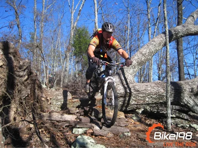 Review: Ellsworth Epiphany SST.2 - 5.5" Travel Mountain Bike 11 Ellsworth Epiphany SST.2