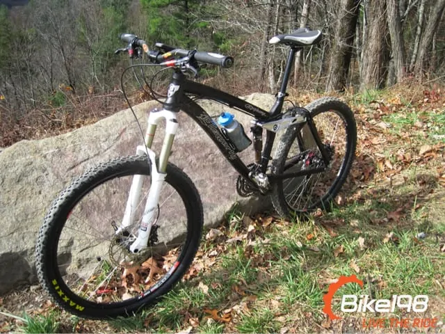 Review: Ellsworth Epiphany SST.2 - 5.5" Travel Mountain Bike 10 Ellsworth Epiphany SST.2